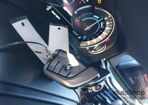 2019 BMW 530E xDrive Iperformance из США, поврежденный, VIN WBAJB1C58KB375764